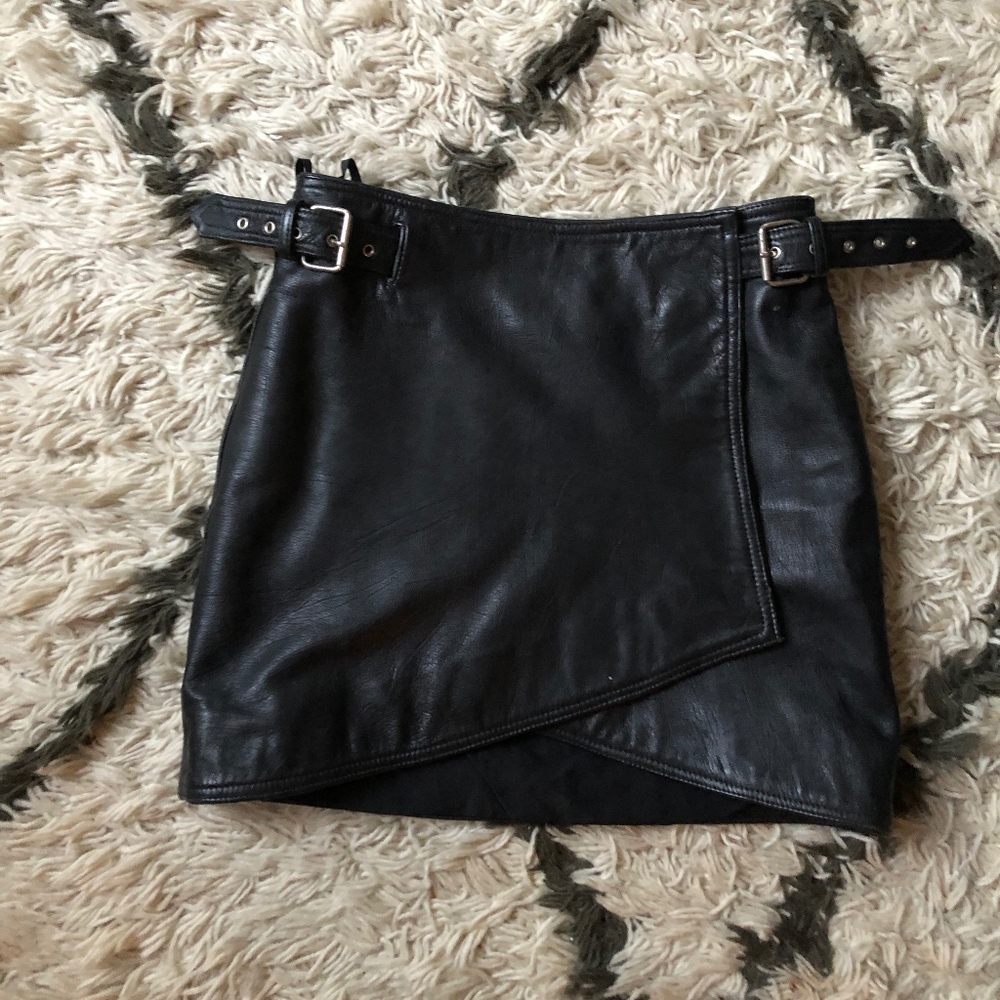 Gappelle Leather Skirt 80s size S